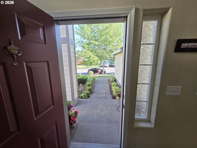 15721 Nw HACKNEY Dr, Portland, OR 97229