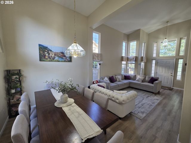 15721 Nw HACKNEY Dr, Portland, OR 97229