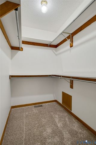 11118 Warwick Dr, Petersburg, VA 23805