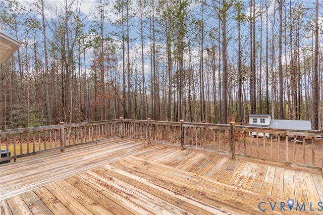 11118 Warwick Dr, Petersburg, VA 23805