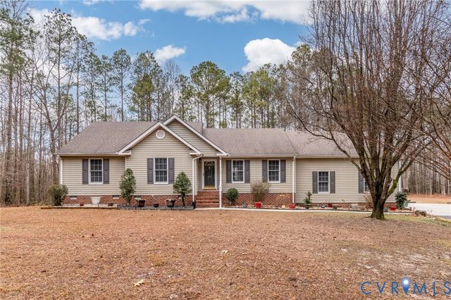 11118 Warwick Dr, Petersburg, VA 23805