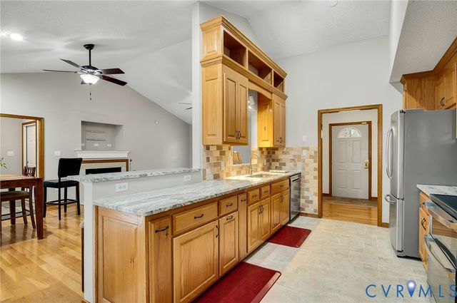 11118 Warwick Dr, Petersburg, VA 23805