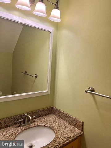 6005 BRIDGEPOINTE DR, Chester, MD 21619