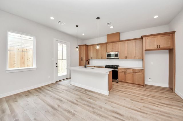 6511 Old Olive Tree Drive, Houston, TX 77091