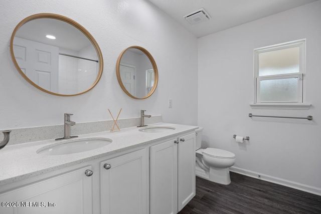 9726 BRIDGEWAY Avenue, Jacksonville, FL 32222