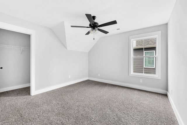 1758 Oak Forest Dr, Clarksville, TN 37043