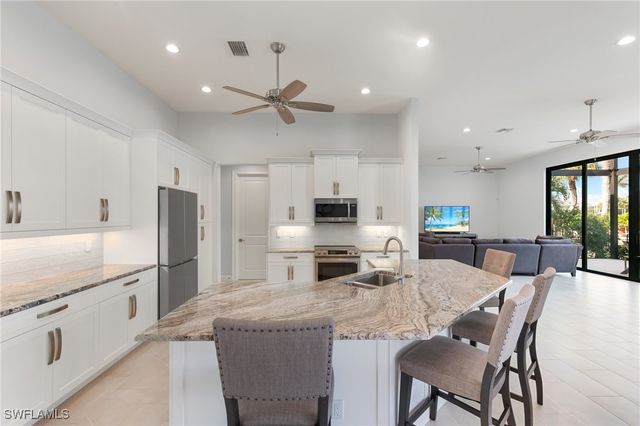 782 Saturn CT, Marco Island, FL 34145