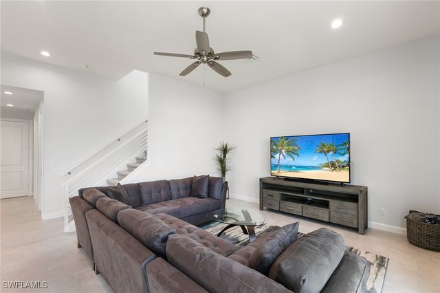 782 Saturn CT, Marco Island, FL 34145