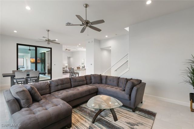 782 Saturn CT, Marco Island, FL 34145