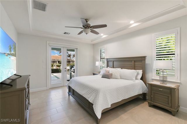 782 Saturn CT, Marco Island, FL 34145