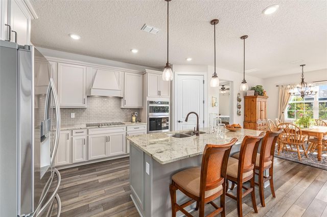 8986 SW 58TH STREET ROAD, Ocala, FL 34481