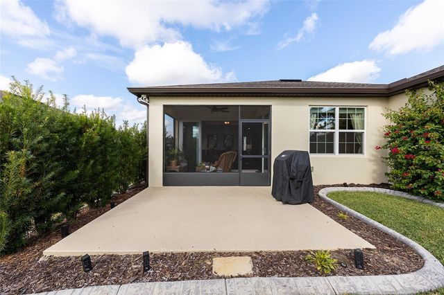 8986 SW 58TH STREET ROAD, Ocala, FL 34481