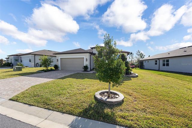 8986 SW 58TH STREET ROAD, Ocala, FL 34481