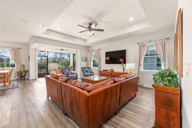 8986 SW 58TH STREET ROAD, Ocala, FL 34481