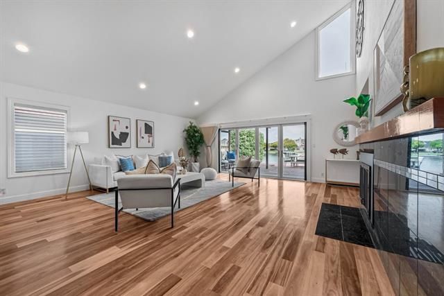 707 Santa Cruz Lane, Foster City, CA 94404