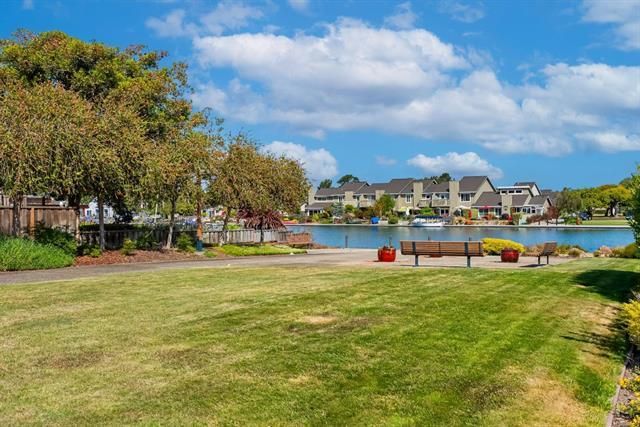 707 Santa Cruz Lane, Foster City, CA 94404