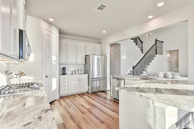 3103 Flora Manor Drive, Texas City, TX 77568