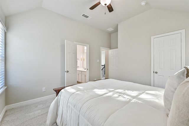 3103 Flora Manor Drive, Texas City, TX 77568