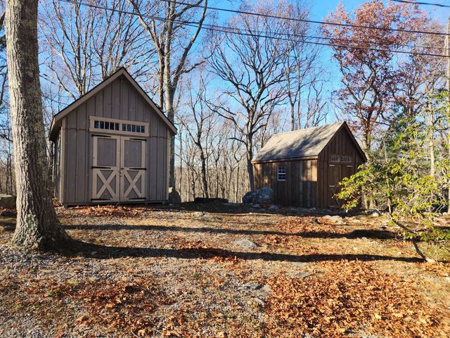 11 Judges Hollow Road, Fairfield, CT 06824