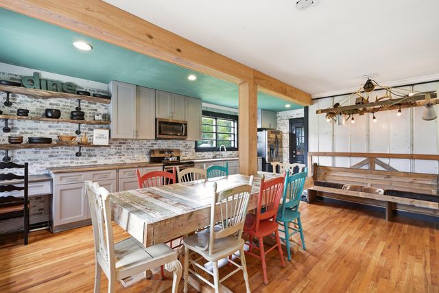 10007 Jacksonboro, Cottageville, SC 29435
