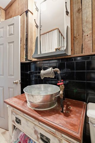 10007 Jacksonboro, Cottageville, SC 29435