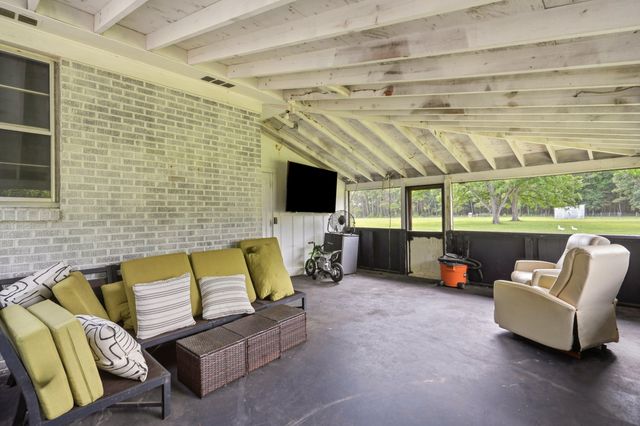 10007 Jacksonboro, Cottageville, SC 29435