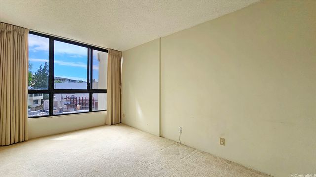 3138 Waialae Avenue 320, Honolulu, HI 96816