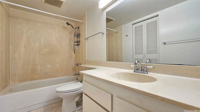 3138 Waialae Avenue 320, Honolulu, HI 96816