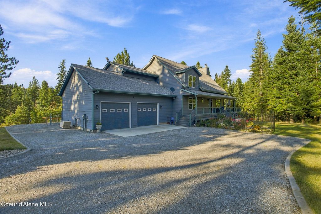 4484 S Wolf Lodge Terrace Rd, Coeur d'Alene, ID 83814 photo 2