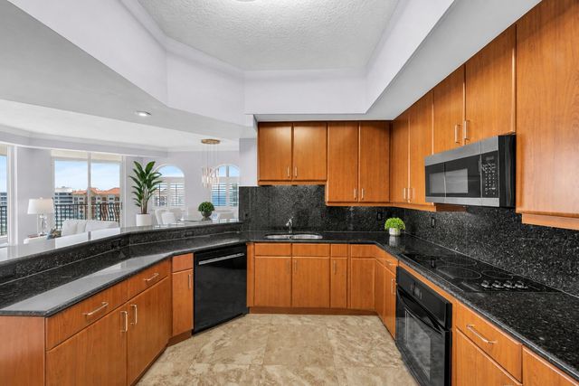 100 S BIRCH Road 2705D, Fort Lauderdale, FL 33316