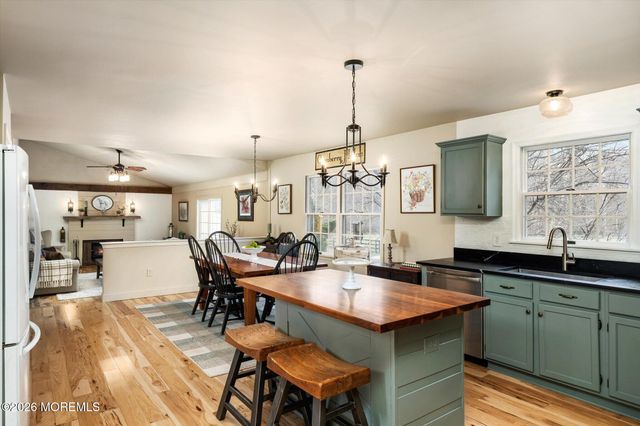 38 Cranberry Canners Road, New Egypt, NJ 08533