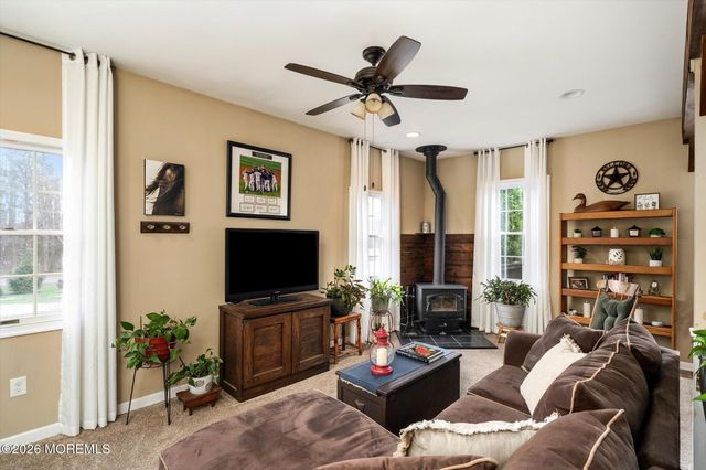 38 Cranberry Canners Road, New Egypt, NJ 08533