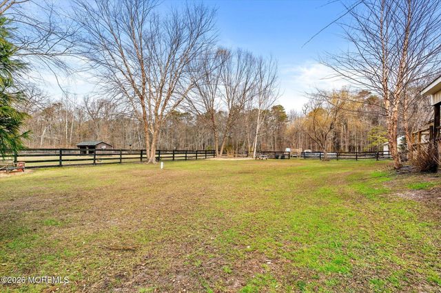 38 Cranberry Canners Road, New Egypt, NJ 08533