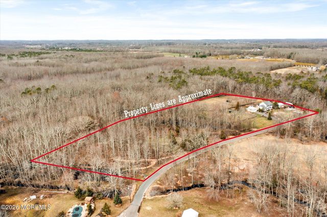 38 Cranberry Canners Road, New Egypt, NJ 08533