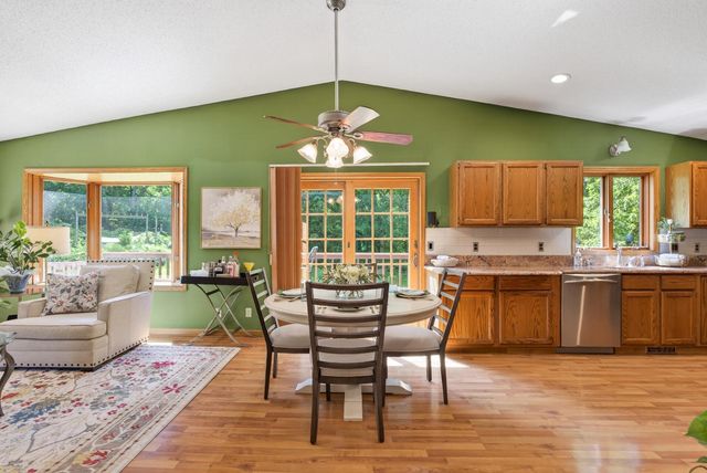 505 Zinnia Lane N, Plymouth, MN 55441