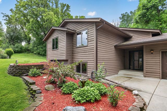 505 Zinnia Lane N, Plymouth, MN 55441