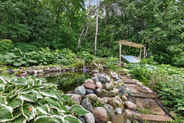 505 Zinnia Lane N, Plymouth, MN 55441
