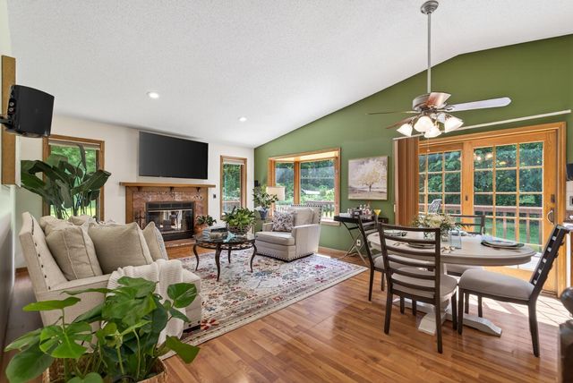 505 Zinnia Lane N, Plymouth, MN 55441