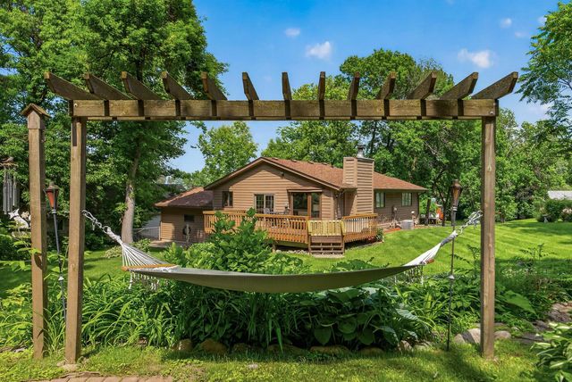 505 Zinnia Lane N, Plymouth, MN 55441