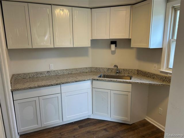 12914 Hazelton Street, Detroit, MI 48223