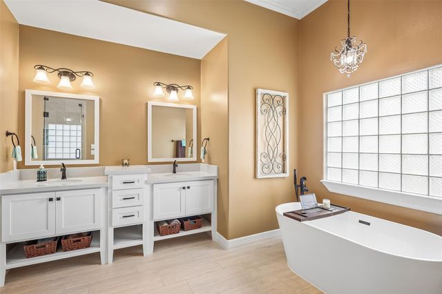 641 Hartman Street, Houston, TX 77007
