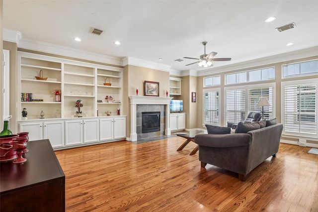641 Hartman Street, Houston, TX 77007
