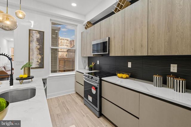 2321 MADISON AVE, Baltimore, MD 21217