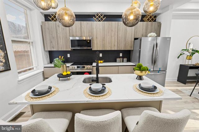 2321 MADISON AVE, Baltimore, MD 21217