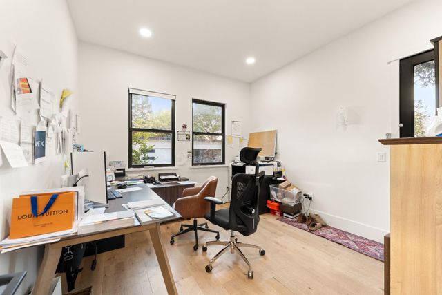 5570 Foothill Rd, Rocklin, CA 95677