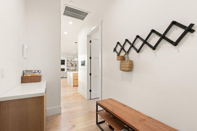 5570 Foothill Rd, Rocklin, CA 95677