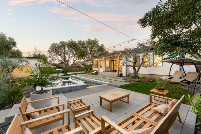 5570 Foothill Rd, Rocklin, CA 95677