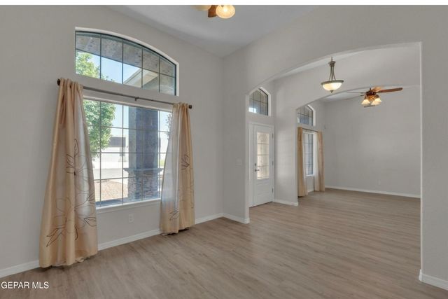 5972 CARTAGENA Circle, El Paso, TX 79932