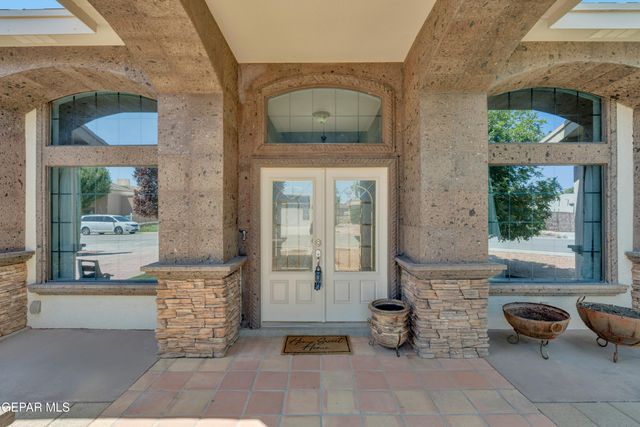 5972 CARTAGENA Circle, El Paso, TX 79932