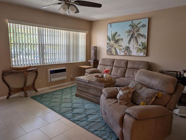 190 Easthampton H, West Palm Beach, FL 33417